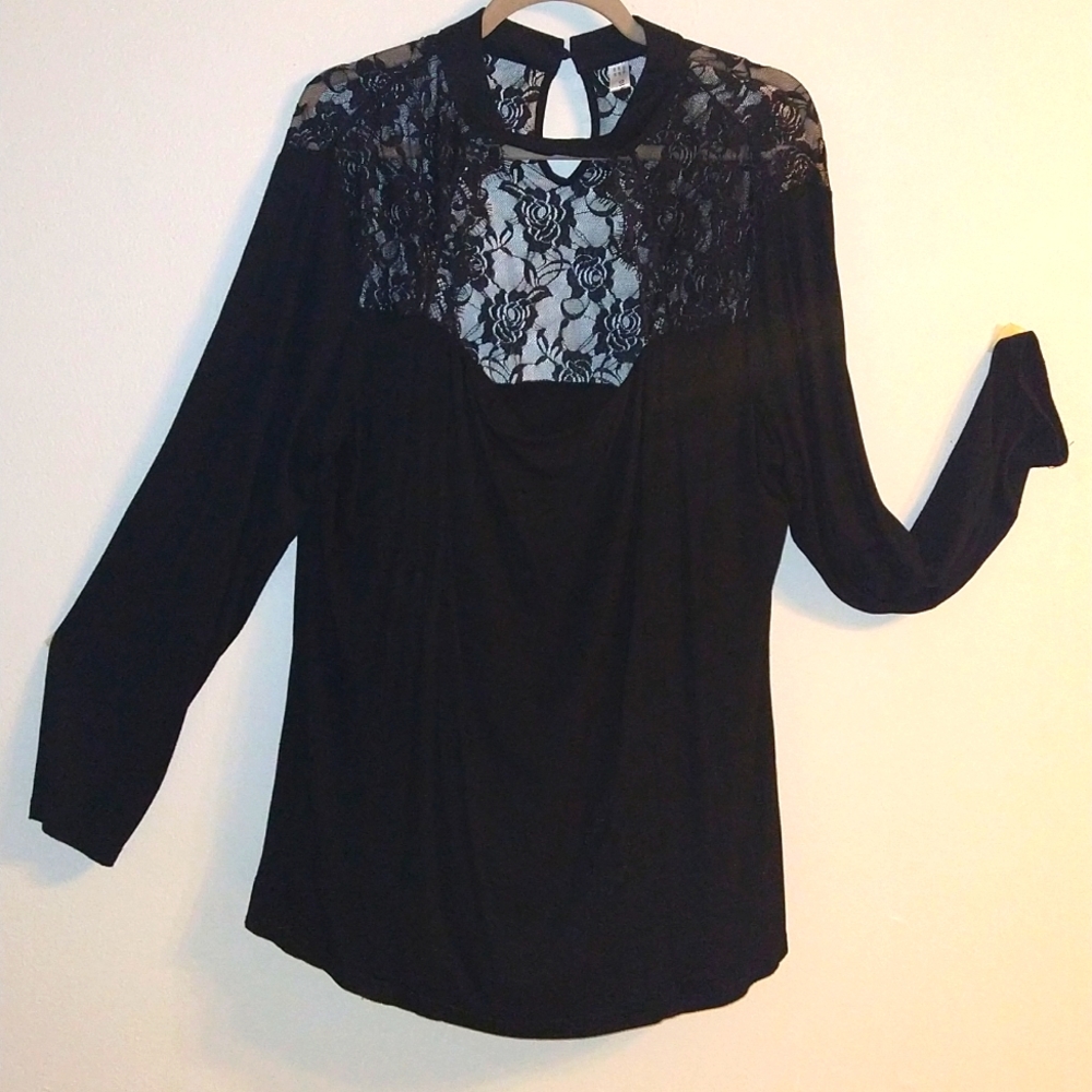 Black lace top